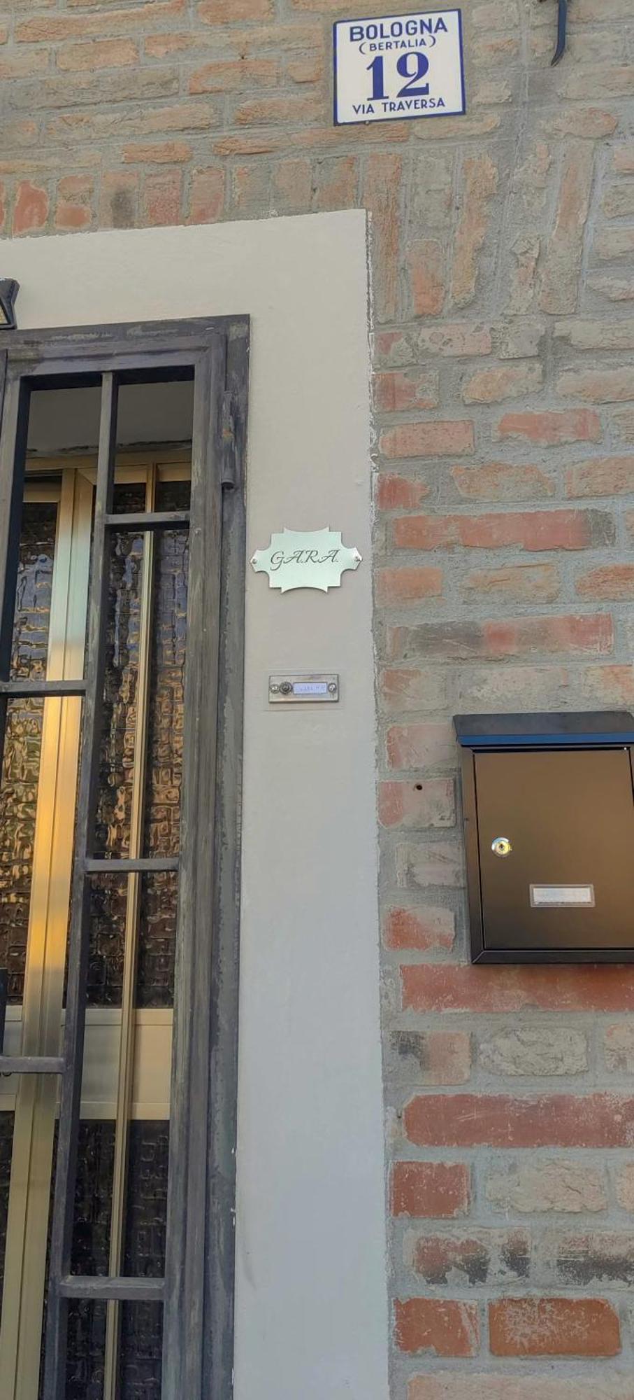 Gara Holiday Home- Bologna Airport Suite מראה חיצוני תמונה
